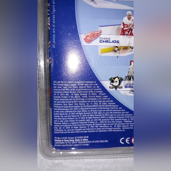 NHL Vancouver Canucks Sports Hockey Series 7 Todd Bertuzzi Action Figure 2003 - Picture 9 of 10